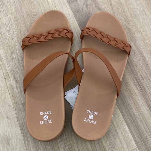 NEW Women’s Shade & Shore Dani Sandals - Picture 3 of 3